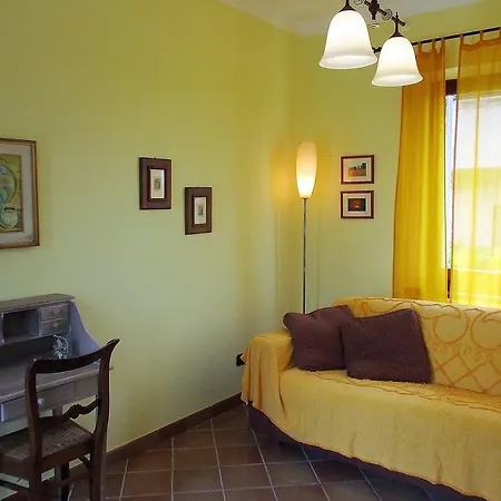 House - Il Torrino Apartment *